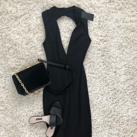 Guess Dresses & Skirts - Brand new Guess midi - dress